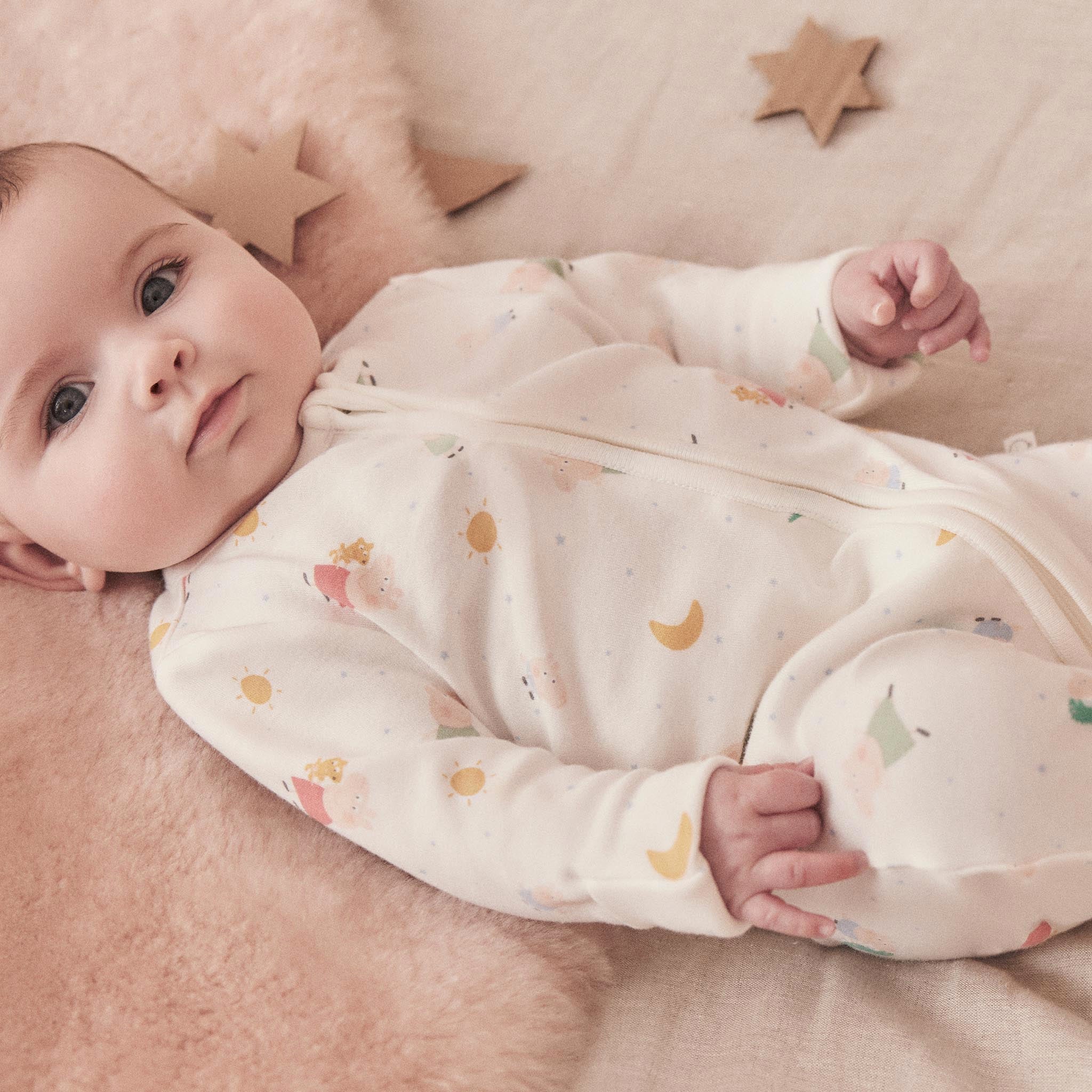 PEPPAPIGCLEVERZIPSLEEPSUIT_197
