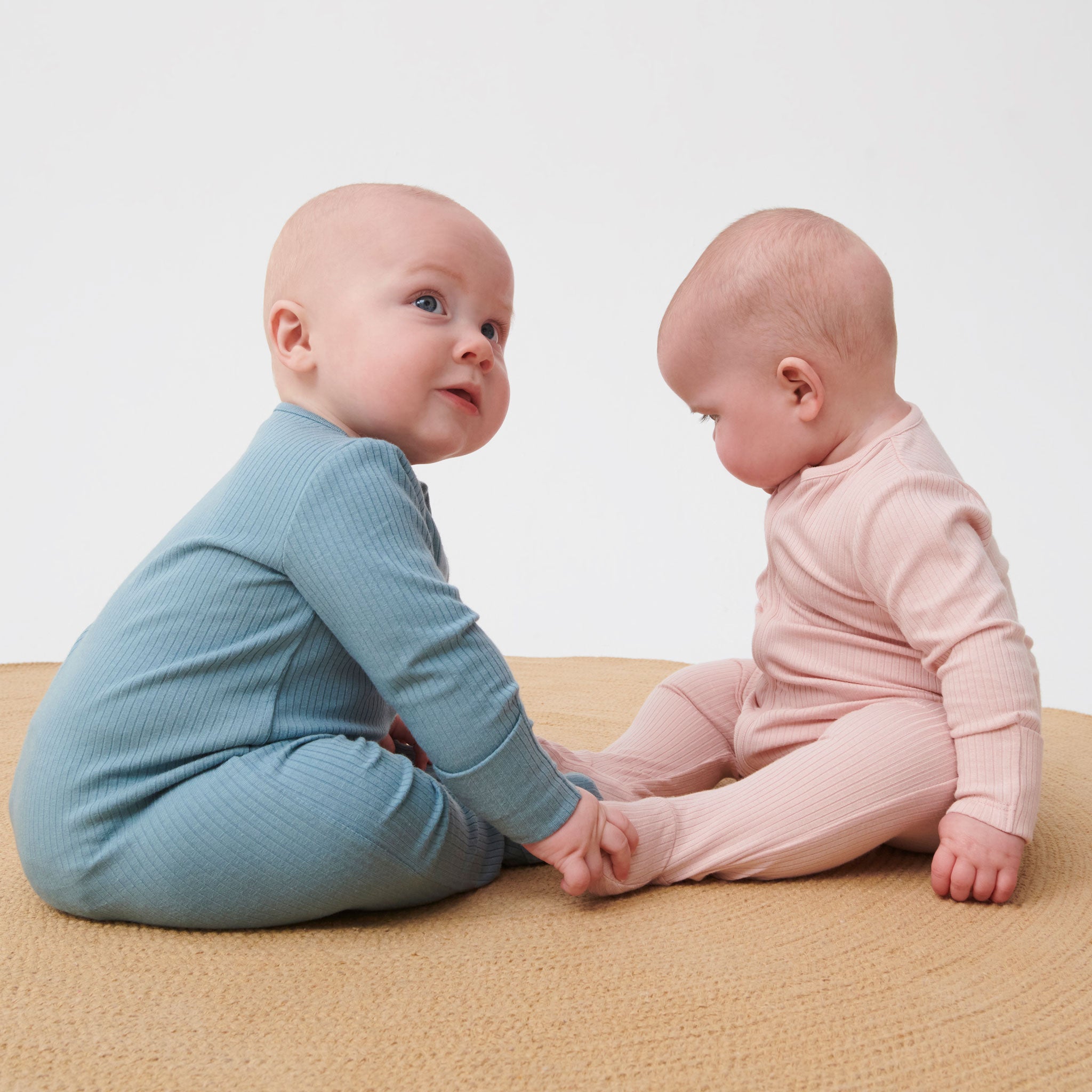 clever_zip_sleepsuit_ribbed_blush_blue_111_web